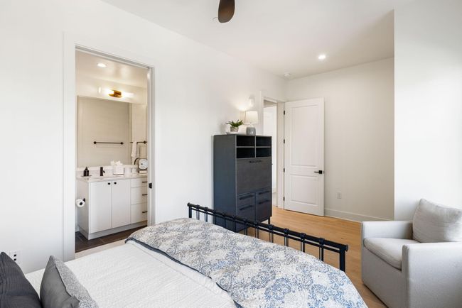 Guest Room | Image 27