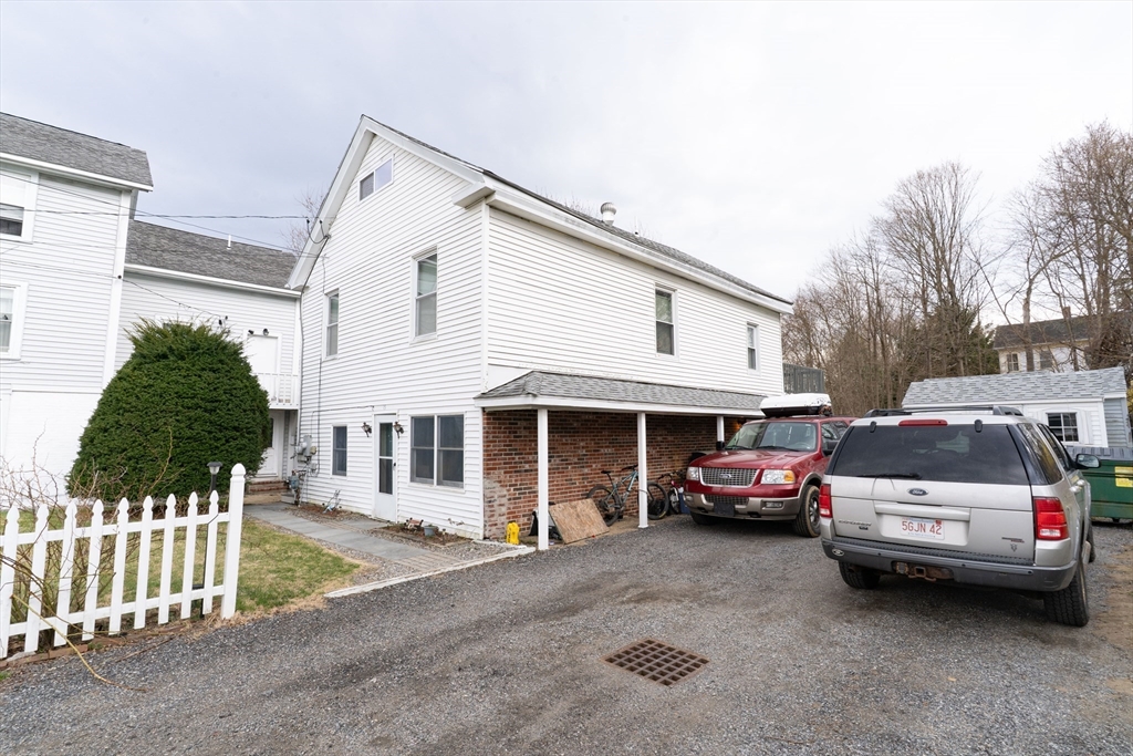 Residential Income in Brookfield 4