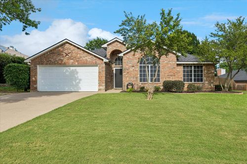 1701 Fern Dr, Mansfield, TX, 76063-6277 | Card Image