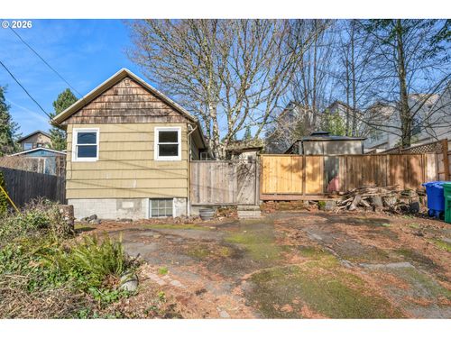 1822 Sw Carolina St, Portland, OR, 97239-1947 | Card Image