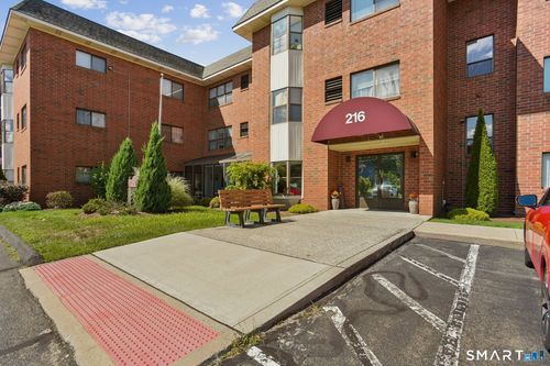 210-216 Quinnipiac Ave, North Haven, CT, 06473-3651 | Card Image