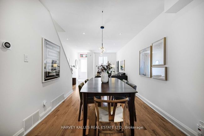 418 Ontario St, House attached with 3 bedrooms, 2 bathrooms and null parking in Toronto ON | Image 15