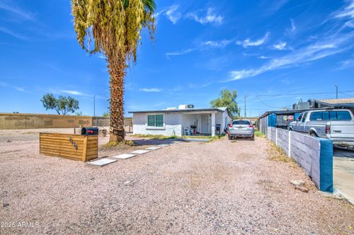 3648 W Moreland St, Phoenix, AZ, 85009-3225 | Card Image