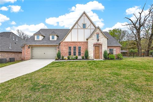 182 N Hawkstone Dr, Fayetteville, AR, 72704-5183 | Card Image