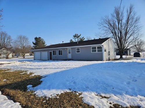 413 W Center St, Waldron, MI, 49288-9736 | Card Image