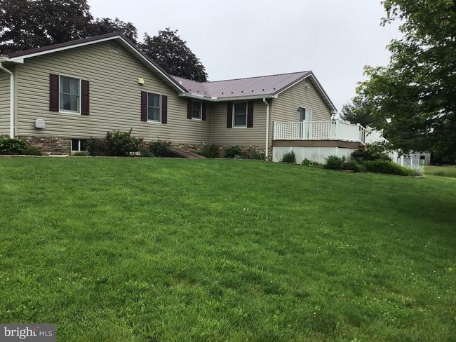 8010 Mentzer Gap Rd, House other with 3 bedrooms, 2 bathrooms and null parking in WAYNESBORO PA | Image 12