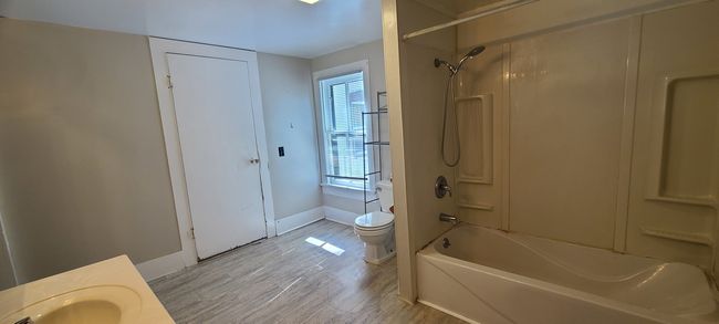 204 S 2 Nd Ave, Home with 6 bedrooms, 3 bathrooms and 4 parking in FORRESTON IL | Image 10
