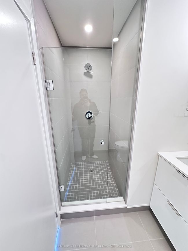 3106 - 89 Church St, Condo with 2 bedrooms, 2 bathrooms and null parking in Toronto ON | Image 5