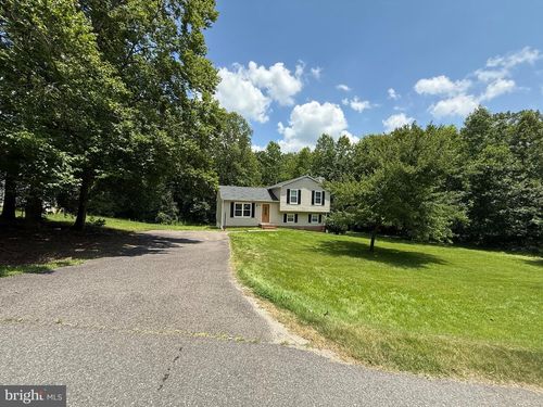 10611 Cobblestone Dr, SPOTSYLVANIA, VA, 22553-1693 | Card Image