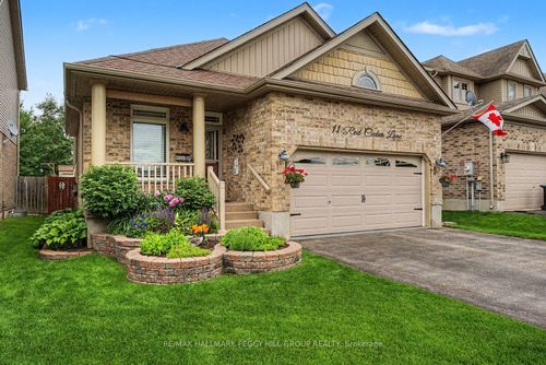 11 Red Cedar Lane, Angus, ON, L3W0P5 | Card Image