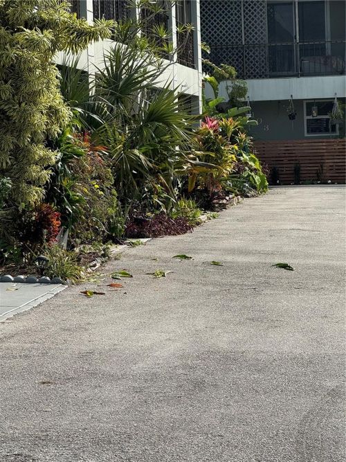 204-2452 Taylor St, Hollywood, FL, 33020-4344 | Card Image