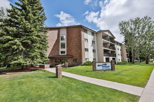 308-85 Foxbend Cres N, Lethbridge, AB, T1H5T4 | Card Image
