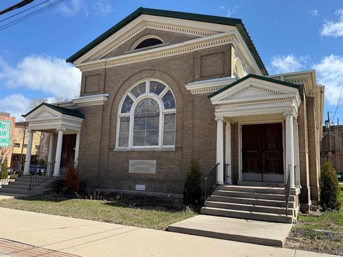 1746 Stephenson Street, Marinette, WI, 54143 | Card Image