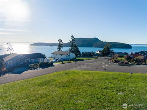4708 Bryce Drive, Anacortes, WA, 98221 | Card Image