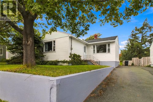6 Cherry Hill Rd, St. John's, NL, A1A1X1 | Card Image