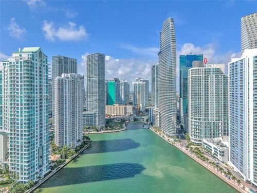 apt-822-300 S Biscayne Blvd, Miami, FL, 33131-5359 | Card Image