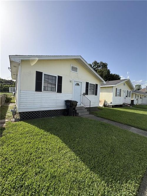 a-118 Yorke St, Belle Chasse, LA, 70037-1957 | Card Image