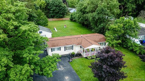 1093 Clearvue Dr, Alden, NY, 14004-9562 | Card Image