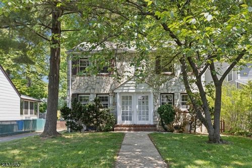 108 Gallows Hill Rd, Cranford, NJ, 07016-1837 | Card Image