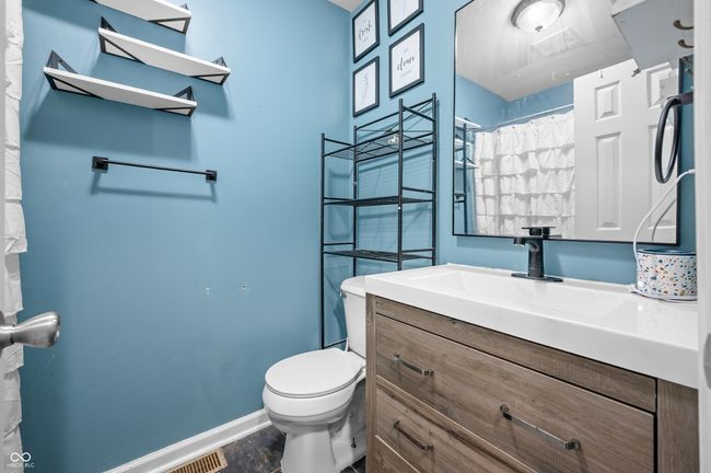 110 9 Th St, House other with 3 bedrooms, 2 bathrooms and null parking in Seymour IN | Image 18