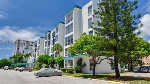 apt-406-17570 Atlantic Blvd, Sunny Isles Beach, FL, 33160-2837 | Card Image