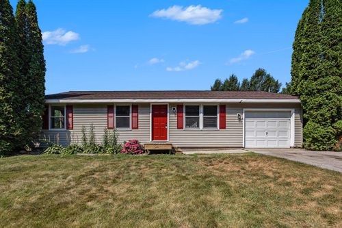 10981 Williams Rd, Montague, MI, 49437-9124 | Card Image