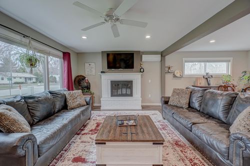 401 E 1st St, NEW RICHMOND, WI, 54017-2051 | Card Image
