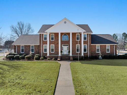 100 E Meadow Hill Dr, Florence, AL, 35633-1056 | Card Image