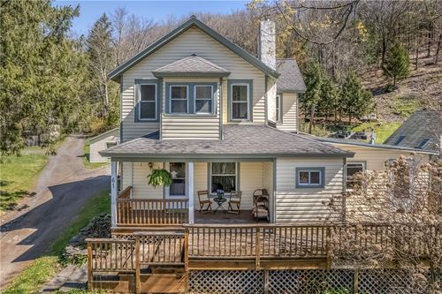 61 Hill St, Middletown, NY, 10940 | Card Image