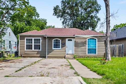 2006 Fort Worth St, Grand Prairie, TX, 75050-5033 | Card Image