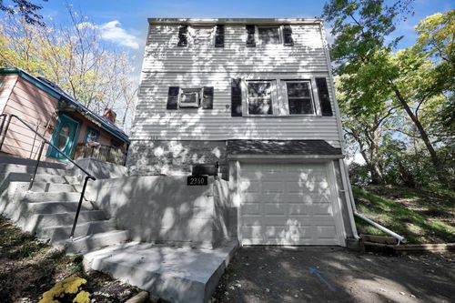 2360 Westwood Dr, Columbus, OH, 43204-3772 | Card Image