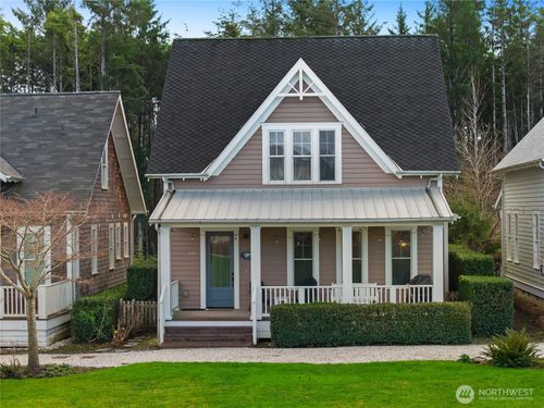 100 Horseshoe Ln, Pacific Beach, WA, 98571-5027 | Card Image