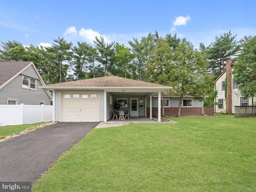 181 Somerset Dr, Willingboro, NJ, 08046-2038 | Card Image