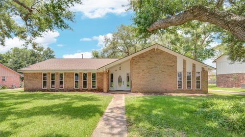 55 Flag Ct, Lake Jackson, TX, 77566-6019 | Card Image