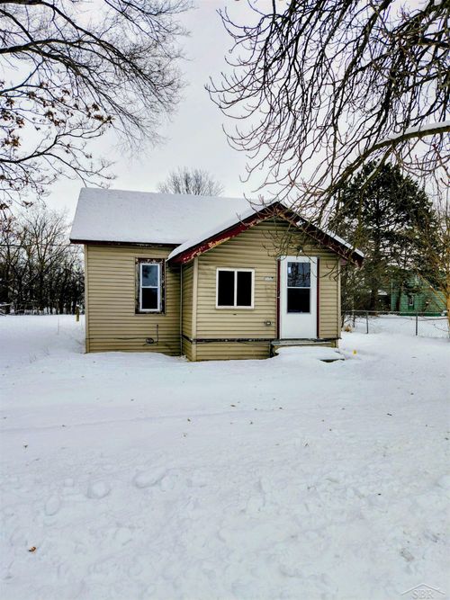 1524 Fenton St, Saginaw, MI, 48601-3040 | Card Image