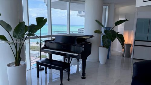 1207-6301 Collins Ave, Miami Beach, FL, 33141 | Card Image