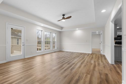 500 Comanche Ct, Clarksville, TN, 37042-0703 | Card Image