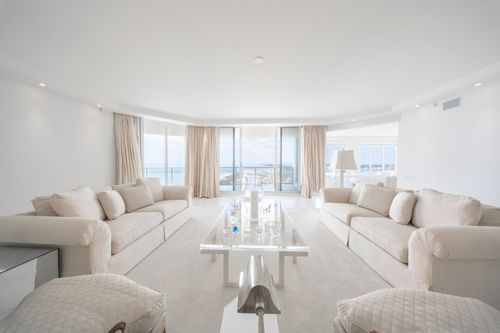 2503a-2700 N Ocean Dr, Riviera Beach, FL, 33404-4733 | Card Image