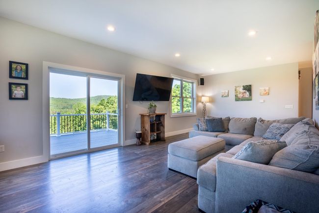 9 Mins Ln, House other with 3 bedrooms, 4 bathrooms and null parking in Underhill VT | Image 12