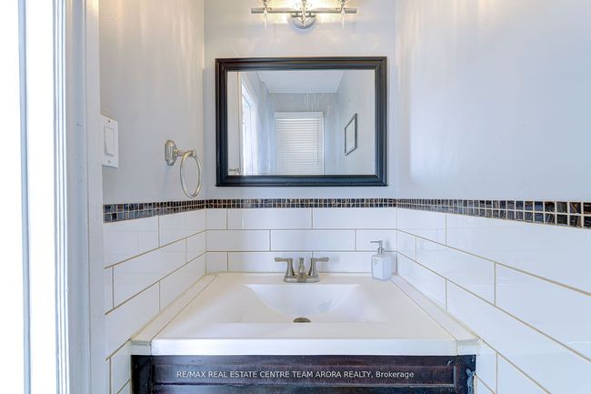 18 Abell Dr, House attached with 4 bedrooms, 3 bathrooms and 2 parking in Brampton ON | Image 18