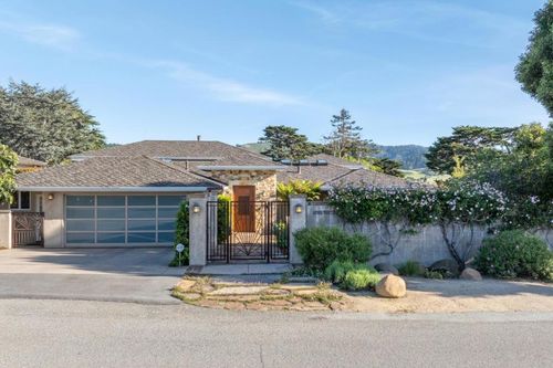 26123 Oak Pl, Carmel, CA, 93923-8219 | Card Image