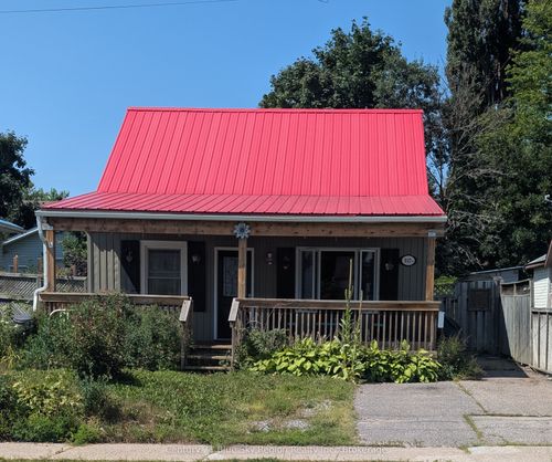 937 Galt St, North Bay, ON, P1B5N5 | Card Image