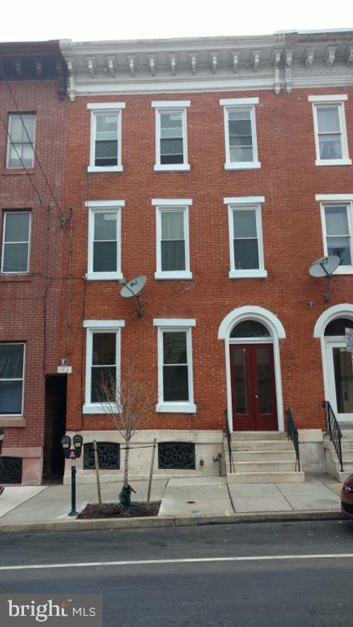 13 E Walnut St, LANCASTER, PA, 17602-4995 | Card Image