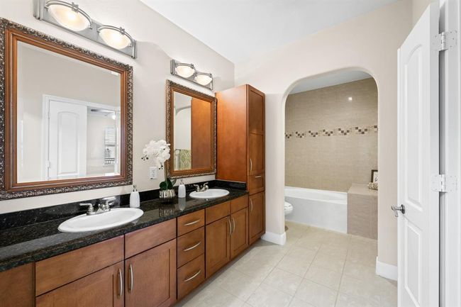 Premier bathroom | Image 35
