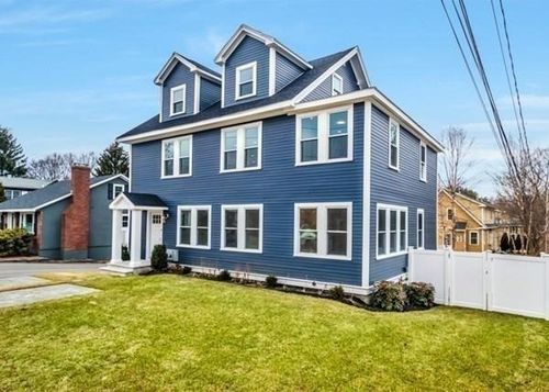 2-31 Oak St, Wellesley, MA, 02482-4722 | Card Image