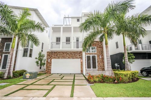 8241 Nw 34th Dr, Doral, FL, 33122 | Card Image