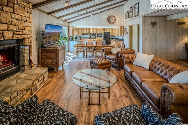 202 Cliffside Ln, House other with 4 bedrooms, 3 bathrooms and null parking in Seven Devils NC | Image 9