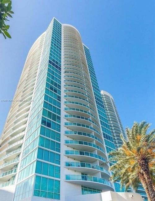 1808-2101 Brickell Ave, Miami, FL, 33129-2128 | Card Image