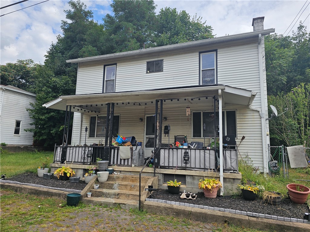 4th Ave, Beaver Falls, PA 15010