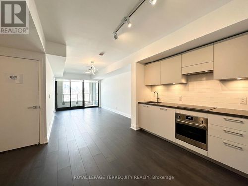 517-33 Frederick Todd Way, Toronto (Thorncliffe Park), ON, M4G0C9 | Card Image